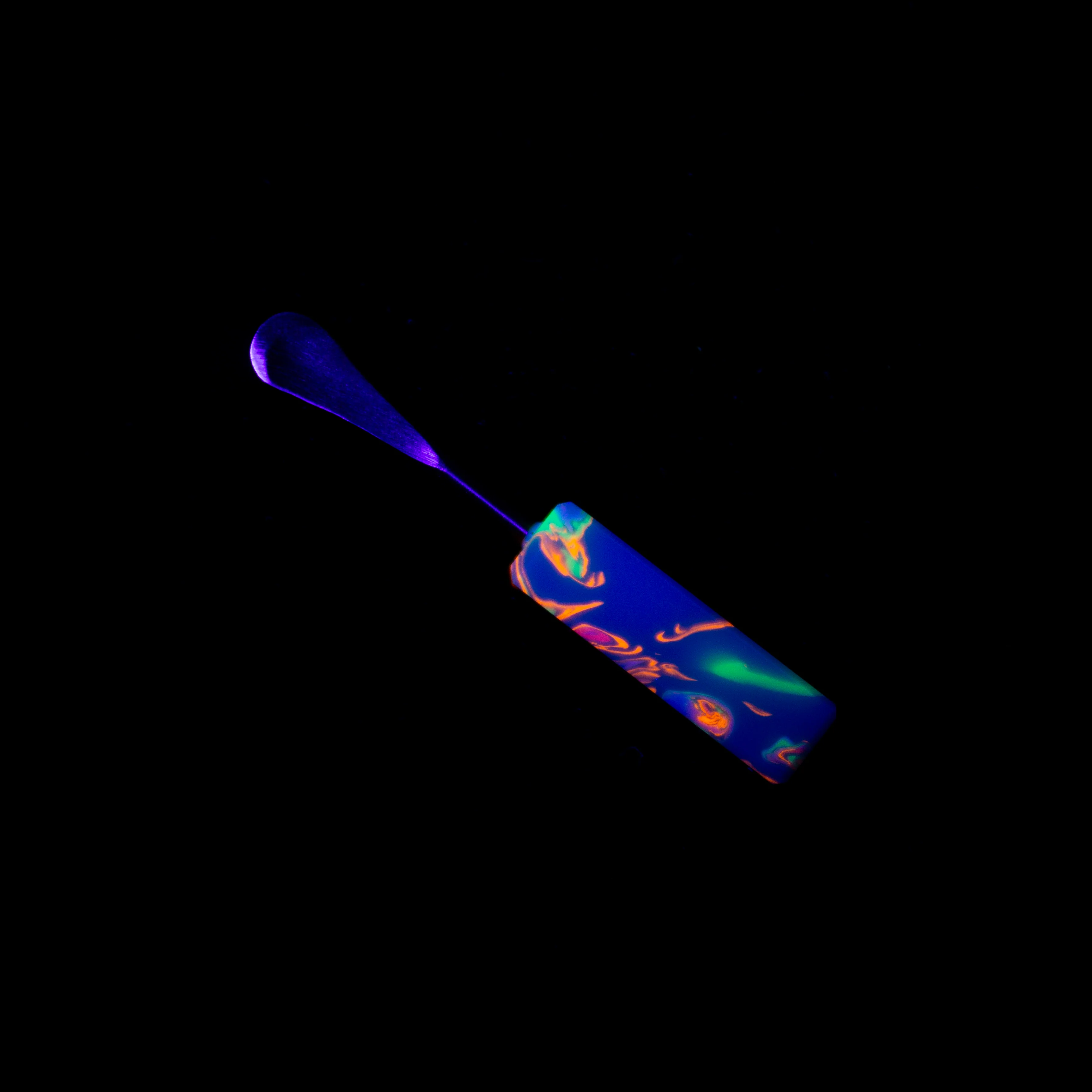 Dank Blanks UV Reactive Mini Dabber #DUD32 - Image 2